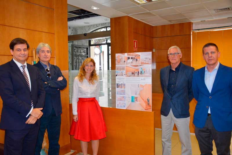 Rehabilitación el edificio histórico de Cajamar en la Puerta del Sol
Visita de Jaime Sanahuja para comprobar el estado del edificio y profundizar en las características del #proyecto de #rehabilitación ➺snip.ly/wr2jn
#Arquitectura #Castellón
Vía <a href="/epmediterraneo/">El Periódico Mediterráneo</a>
