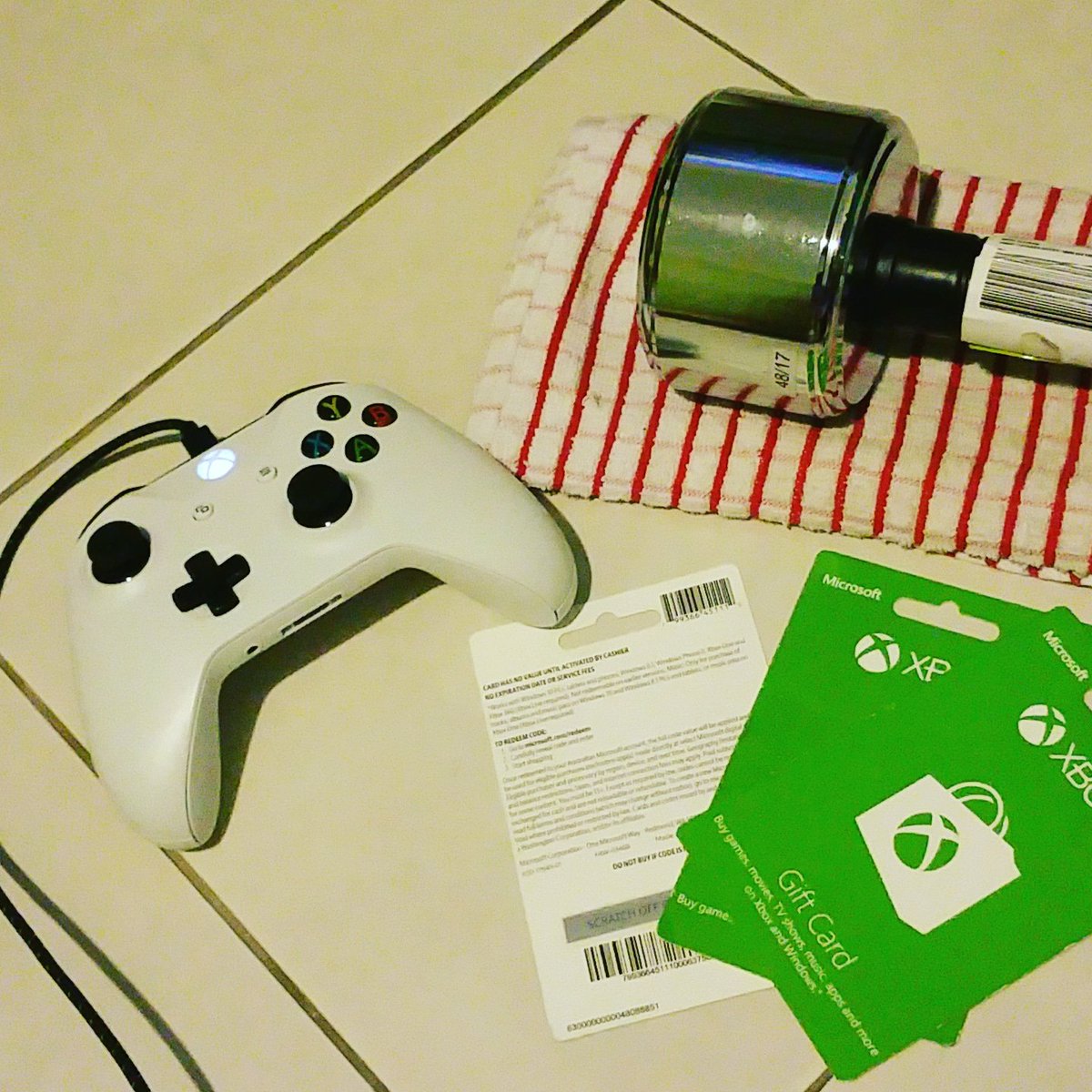 FlexFitGaming's tweet photo. Arms will be hurting tomorrow that's for sure 💪😦 so please follow so. I recover faster😄💝
https://t.co/adFeMoOPhD
#jointhemovement @twitchsquads 
@twitchkittens

#xbox #mixer #streaming #livestreaming #pubg #anime #giveaway #giftcard #follow #twitchstream #twitchfollow https://t.co/gjkQgfnlrL