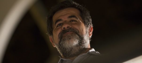 JuntsXCat's tweet photo. ▶️ @jordialapreso: “Puigdemont no s'ha deixat marcar el pas”

📌 Article a @Vilaweb: https://t.co/sx6nNtCUuF https://t.co/JBXez8OZWR