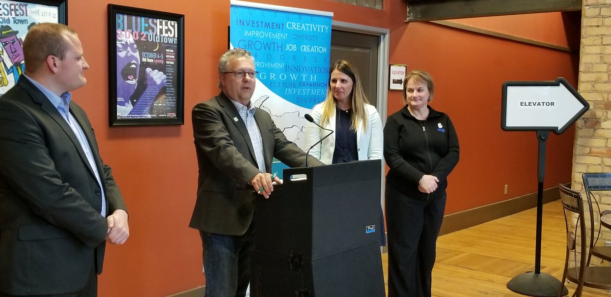 purelansing's tweet photo. Congrats to @lansingmichigan/@downtownlansing, @CharlotteMainSt/@CityCharlotteMI, and @MasonMichigan on receiving @LeapInc's 2018 Public Art for Communities grants! Stay tuned this year for the unveiling of each of these pieces. https://t.co/8BuaEmzPQI