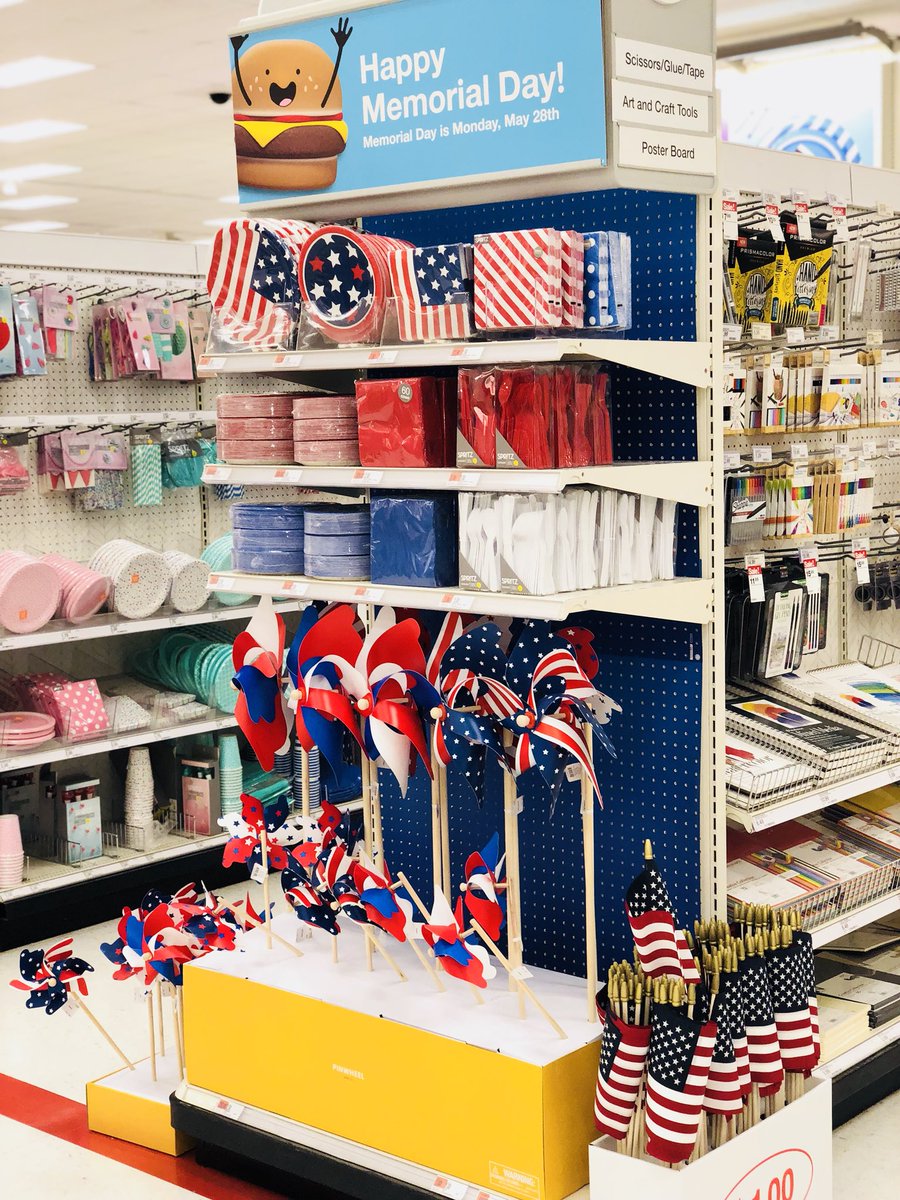 Grilling season is upon us! Time for a #TargetRun to Wareham where you can find the freshest meats, produce, and all your cookout needs! #HappyMemorialDay @JoeHocking2292 <a href="/katmarie159/">Kathleen Wuttke</a> @MHSess <a href="/JimHogan23/">Jim Hogan</a>