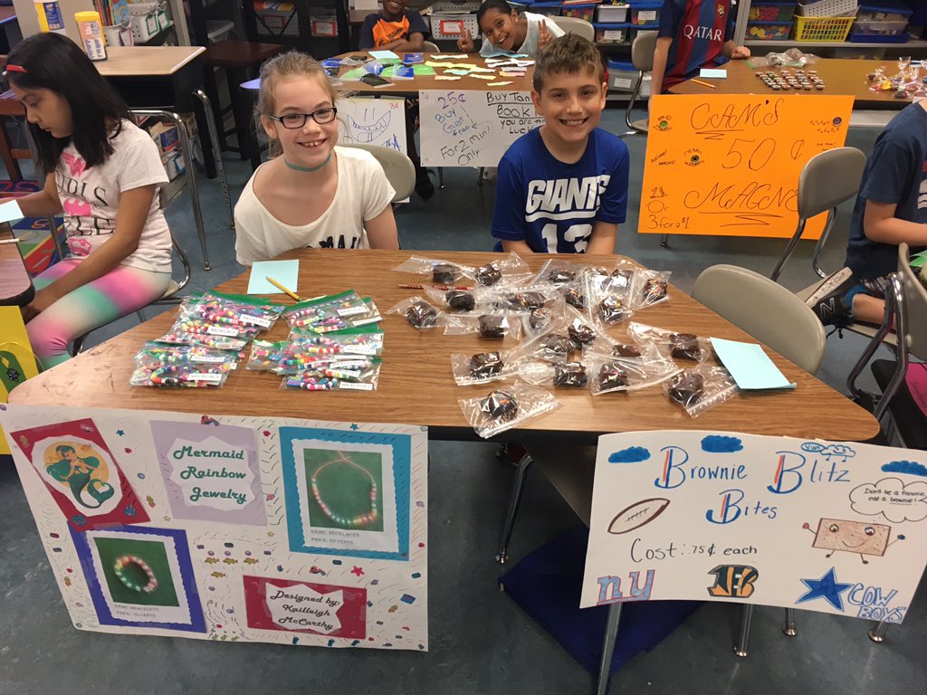 Amanda Luedecking tweet media