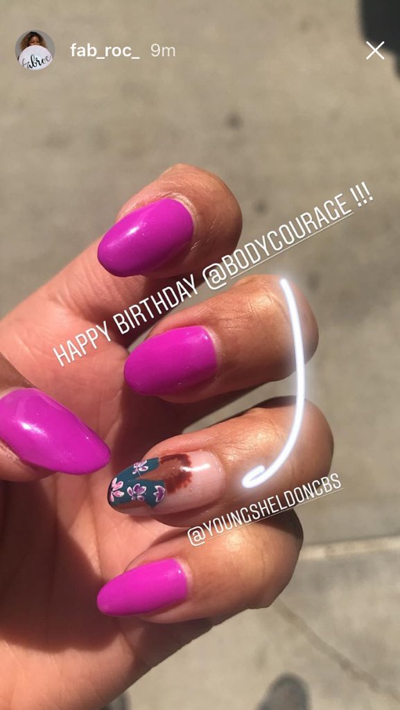 bodycourage's tweet photo. I am crying right now! My best friend @Fab_Roc_ put my @YoungSheldon character #MsIngram on her NAILS!!! Sheโs a real one!!!! OMG ๐คฃ๐คฃ๐๐คฃ #YoungSheldon ๐๐พ๐๐พ๐๐พ https://t.co/JinpFD1YS6