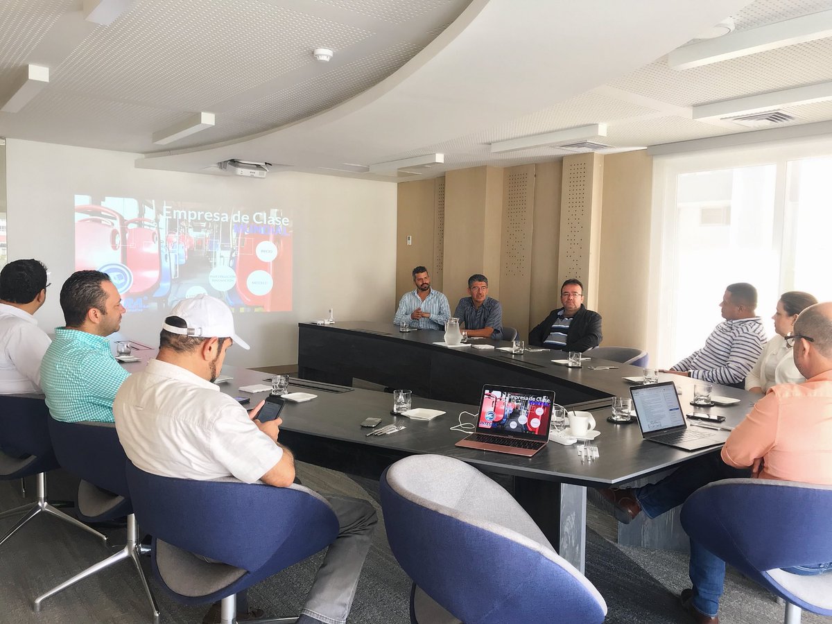 Integra_S_A's tweet photo. Comisión de Tegucigalpa visita nuestras instalaciones para conocer el proceso de transformación y consolidación de nuestro SITM https://t.co/sJM2k2Dx3k