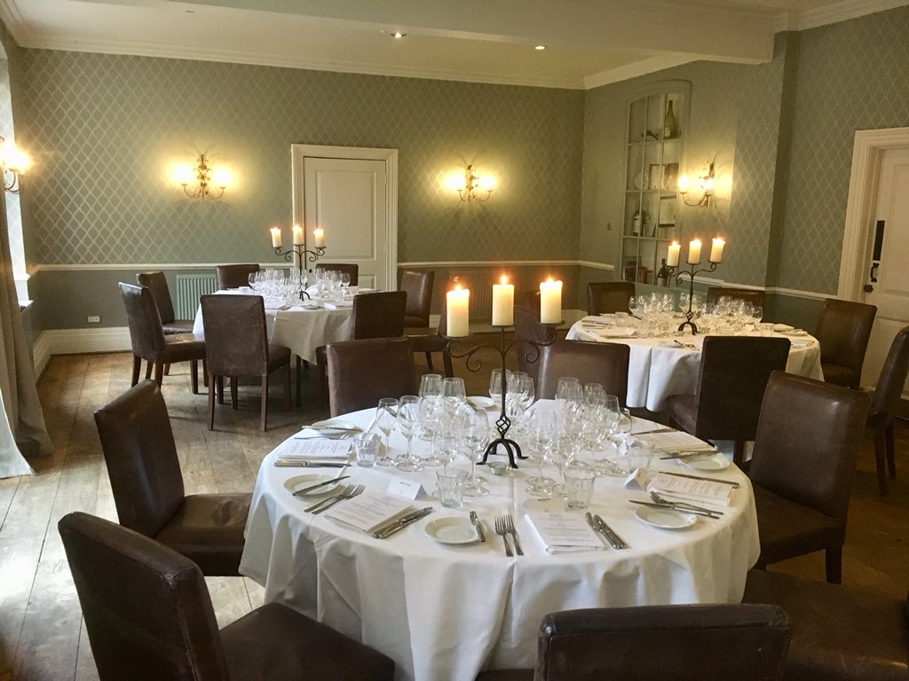WilkinsonMS's tweet photo. Looking forward to tonight’s ‘South African Wine Dinner’ at Hotel du Vin Winchester. With wines from Waterkloof, Spioenkop, Perdeberg and Boutinot SA. @HdV_Winchester @BoutinotWines https://t.co/tGMjZ3dZ9q