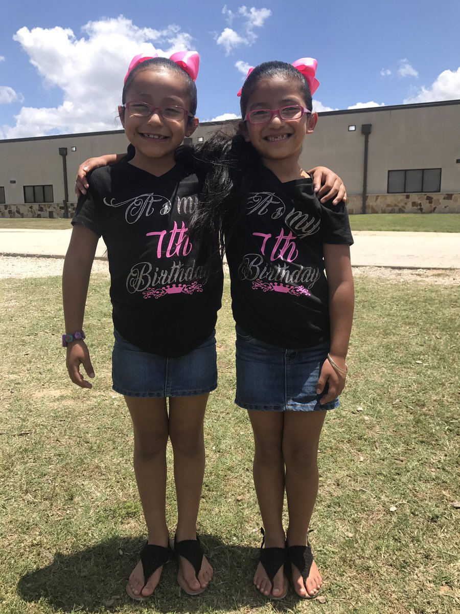 MrsLabusNSE's tweet photo. Happy 7th Birthday to these too! #may18NSE @MrsVillasanaNSE https://t.co/tlcRAxg7rf