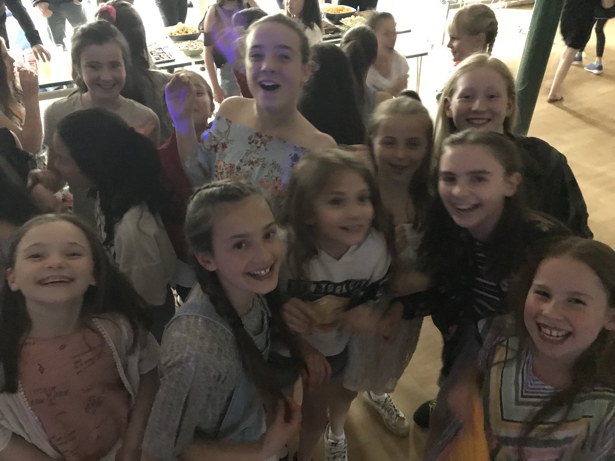 CStewart_CS's tweet photo. What a magical time we are all having at the @SHSParentsAssoc disco! Some amazing moves on show from @SHSGirlsPrep @SHSBoysPrep pupils (and staff)! https://t.co/Nwlffal1XN