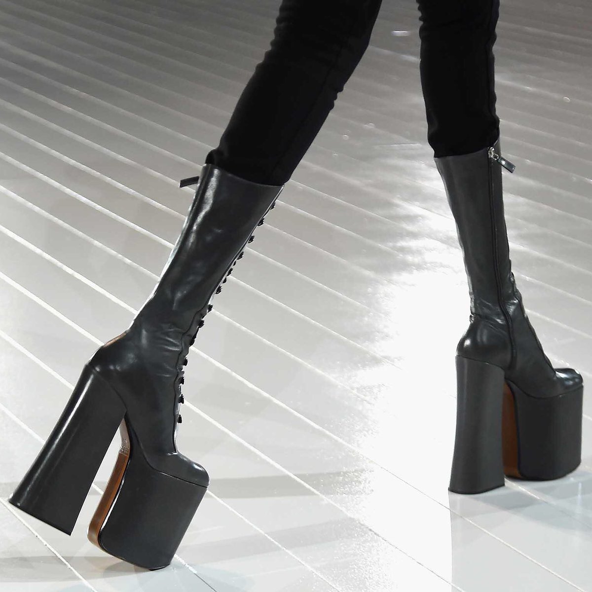 marc jacobs kiki platform boots