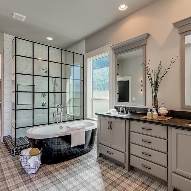 prmaria's tweet photo. Totally swooning over this bathroom by @berkeleybuildingco 🛁 Black tubs are trending and this one by @jacuzzibathus is just so inviting! ・・・ #paradeofhomes #masterbathgoals #plaidtile #jacuzziluxurybath #masterbathroom #blacktub #bathroomgoals #bathr… https://t.co/YSlRadt0UR https://t.co/nTajV3cGkf