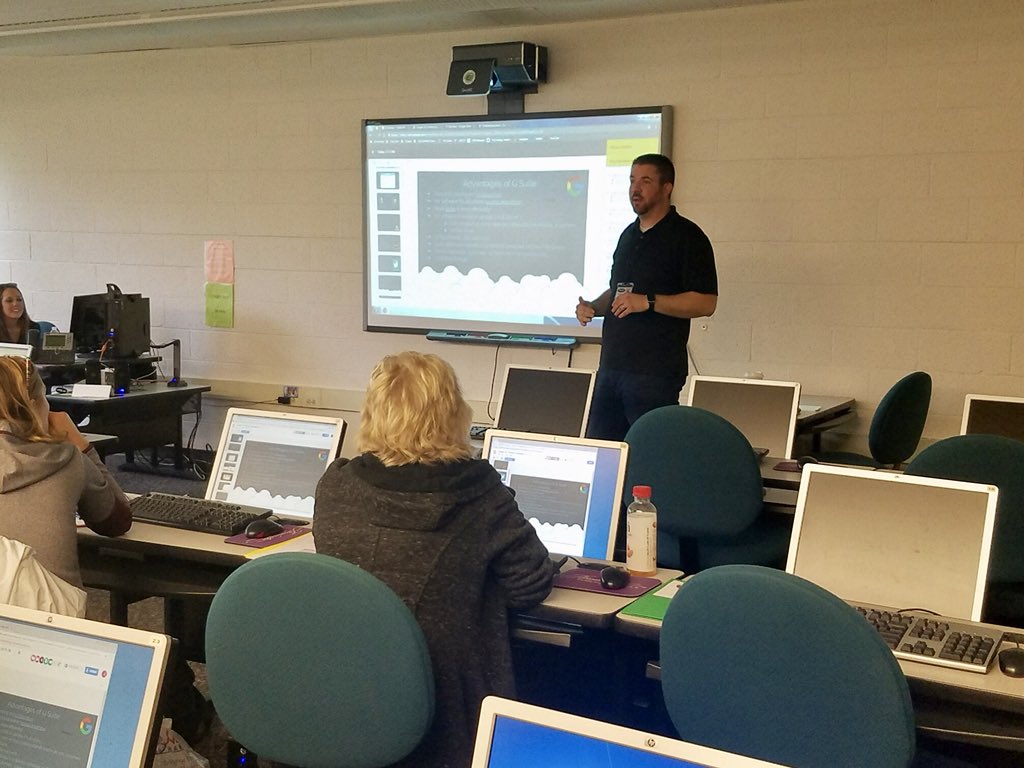 FPSTechnology's tweet photo. Had so much fun getting Googley with these amazing elementary teachers this morning!!! #gsuite #fpstechnology #elementarylife #bringiton https://t.co/fNiTLA9QQM