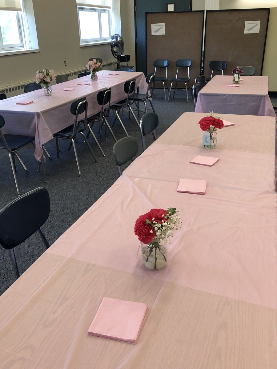 DavisThayerPCC's tweet photo. An incredible thank you to our amazing families who treated our more beloved DT teachers and staff to an awesome luncheon today!
We couldn’t have pulled this off without the support of our great students and families! https://t.co/RVJVU54IMg