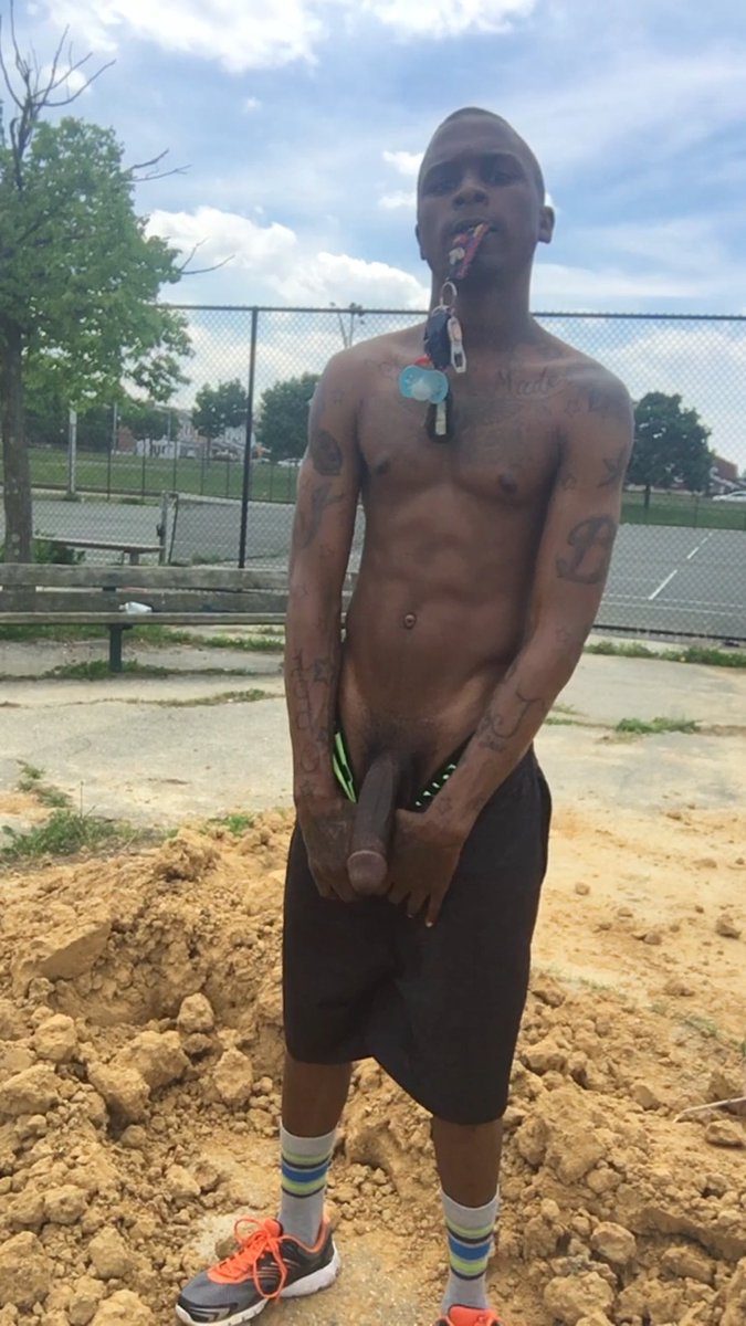 daydaybigghead's tweet photo. Just chilln today 😎 https://t.co/KXSu82a4CZ