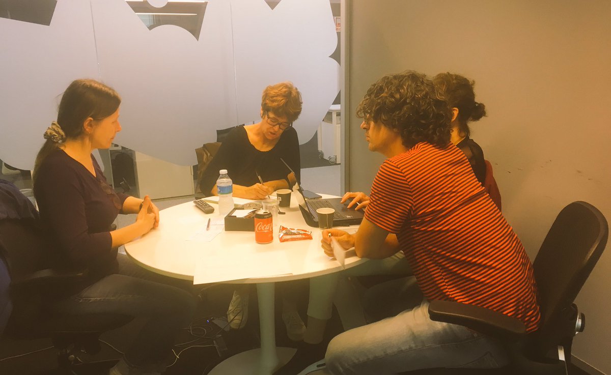 equitatorg's tweet photo. Només des de l’intercanvi d’experteses, el compromís amb un repte i el risc d’una nova visió, surten projectes transformadors #EDhackSprint #EDhackRaval @softonic_es @hgardo @martanomen @mercegaret @MartaRebull1 Acabem la jornada amb les piles carregades! 🔥 #actitutEDhacker https://t.co/EKLEm1Vffv