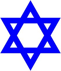 JudaismeS's tweet photo. L'étoile de David est un symbole important du judaïsme. C'est un symbole qui a été créer dans le 19e siècle pour que les juifs pouvait montrer leur foi, comme le croix fait pour les chrétiens. Il peut représenter plusieurs choses. Pour les juifs, ça représente le roi d'Israel. https://t.co/T0PPqNqQzg