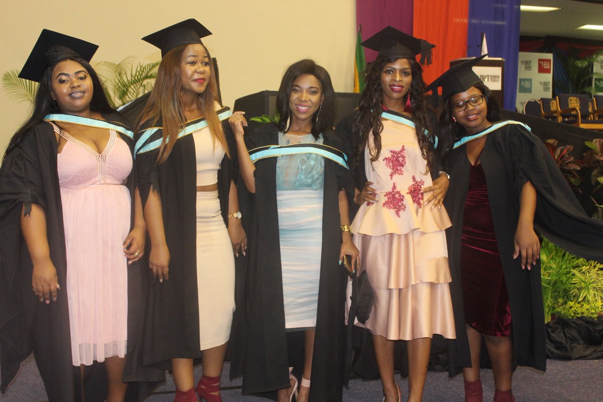 DUT_Tweets's tweet image. Proud DUT graduates on Day 5 of #DUTGRAD2018 @RadioDUT @DUTAlumni @JournalismIziko @ButiManamela