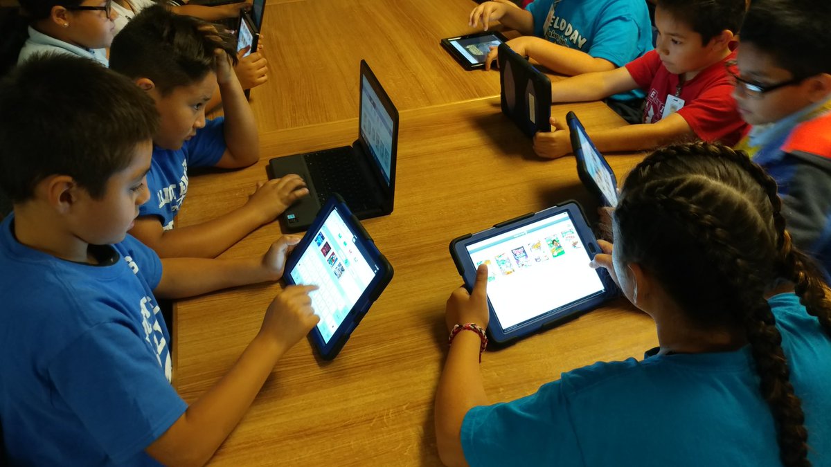 EELibrary's tweet photo. We are checking out MyOn! #myIrvingISD #irvingreads https://t.co/oR6upVfcUN