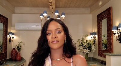 PopCrave's tweet image. Rihanna’s L.A. home was broken into by a stalker who spent the night in the hopes of having sex with her.

The intruder was tased and arrested Thursday morning after Rihanna’s assistant found him inside the home.