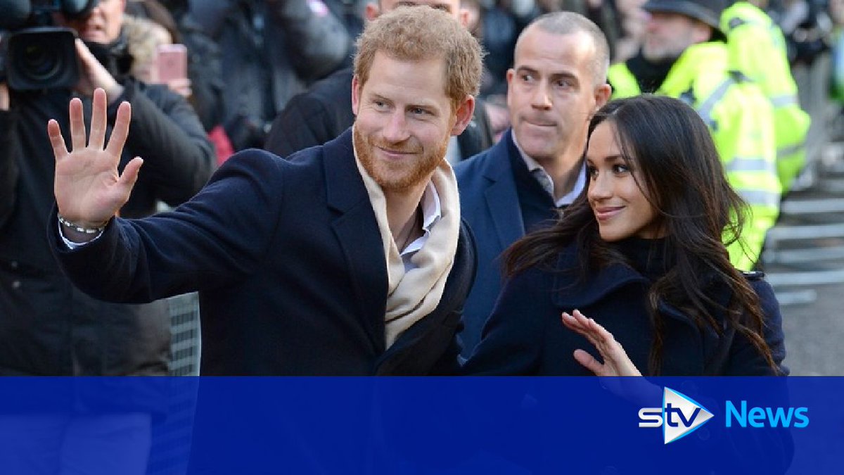 STVNews's tweet image. Public urged to wear 'sensible clothes' for royal wedding dlvr.it/QSWhFl