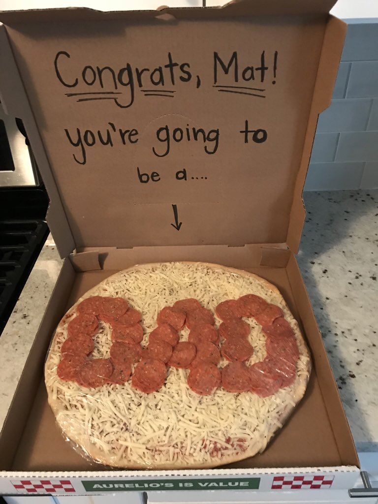 bethanyann_2's tweet image. Couple things about pizza....
1. I used it to tell Mat he was going to be a Dad.
2. It really is our favorite food - eating it at least once a week.
3. Since I got pregnant, I CANT STAND THE THOUGHT, SMELL, SIGHT of it. 😭
Pregnancy is weird. #pregnantproblems #pizzalife