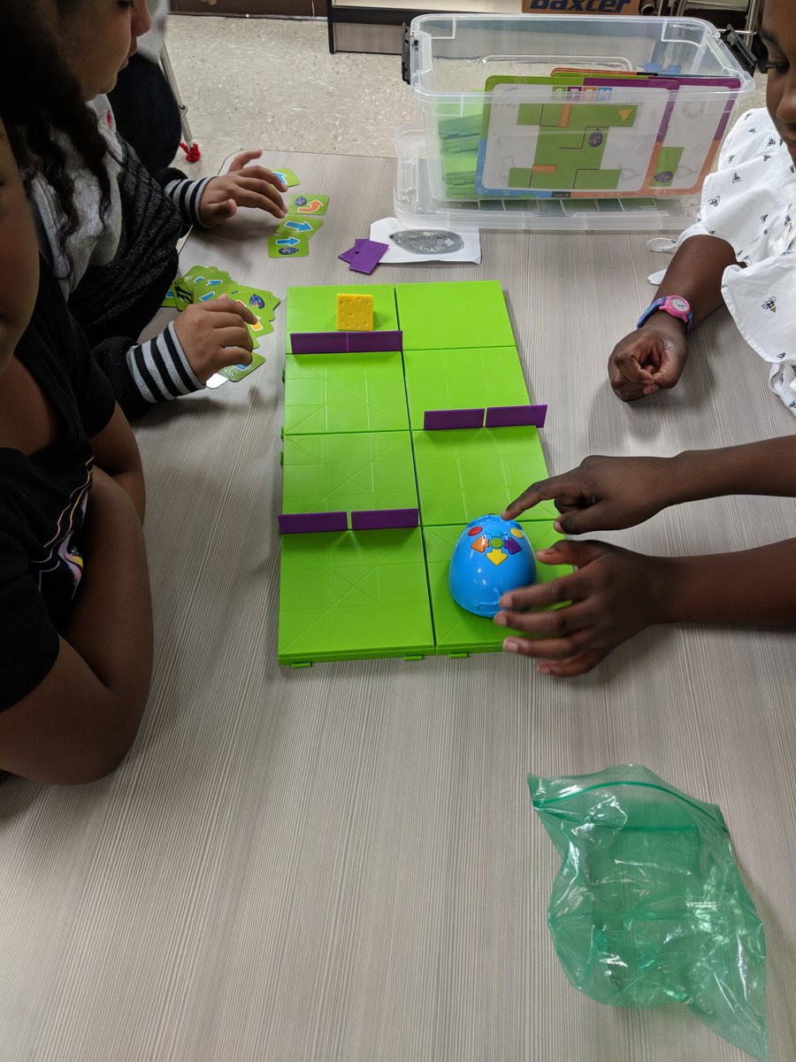 MelodyLocher's tweet photo. 1st &amp; 2nd graders are loving our new Code &amp; Go Mice! 🧀 @HopkinsRoadES  @scienceCCPS https://t.co/QvcHkyMCGY
