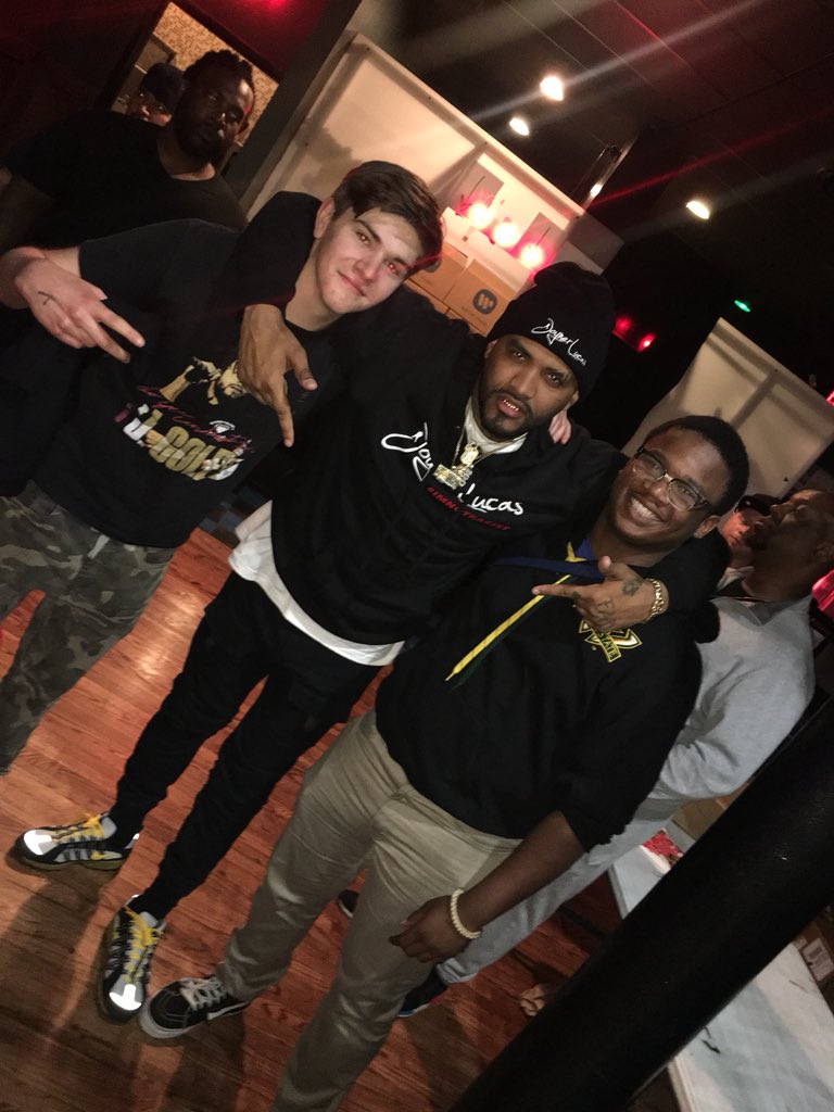 quinnbanks313's tweet photo. I got crazy lucky last night and saw @JoynerLucas (thanks @turco_144 ) then I got to take pictures right in front of the stage. https://t.co/Jg8AzRRfKj