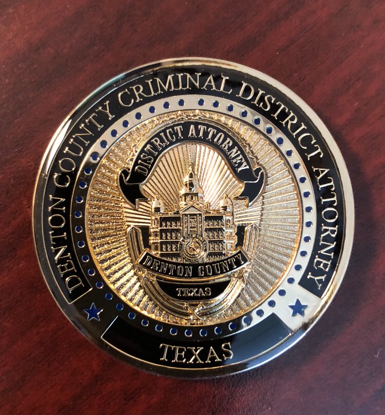 DentonCountyDA's tweet image. CHALLENGE COIN GIVEAWAY:  We want to be the most followed DA’s Office in Texas &amp;amp; need to get to 4300 for that goal. We’ll give away TWO (2) challenge coins (1 to a new follower &amp;amp; 1 to a current follower) once we hit 4300. 

RULES:

1.  Follow
2.  Retweet 
3.  Like

Good luck!