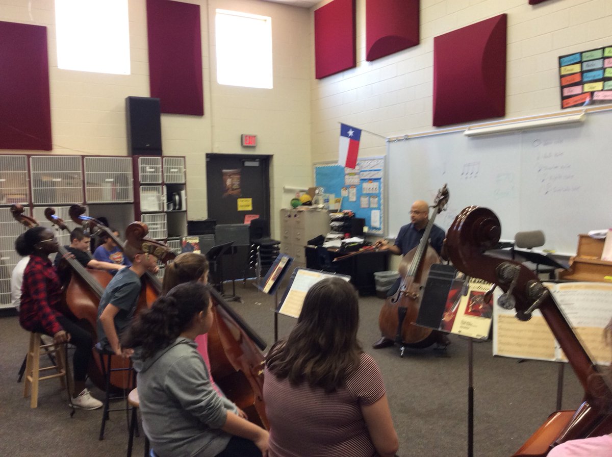 CryarOrchestra tweet media