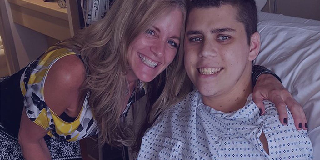 BIG shout out to our #CFWarrior of the week, Vinny Cimmino, for having a successful double lung transplant! 💪 During #CFAwarenessMonth you can help CFers like Vinny.  When you donate, <a href="/AllSportsU/">All Sports United</a> will match your donation up to $10k. Donate today and help #FightCFwithBEF!