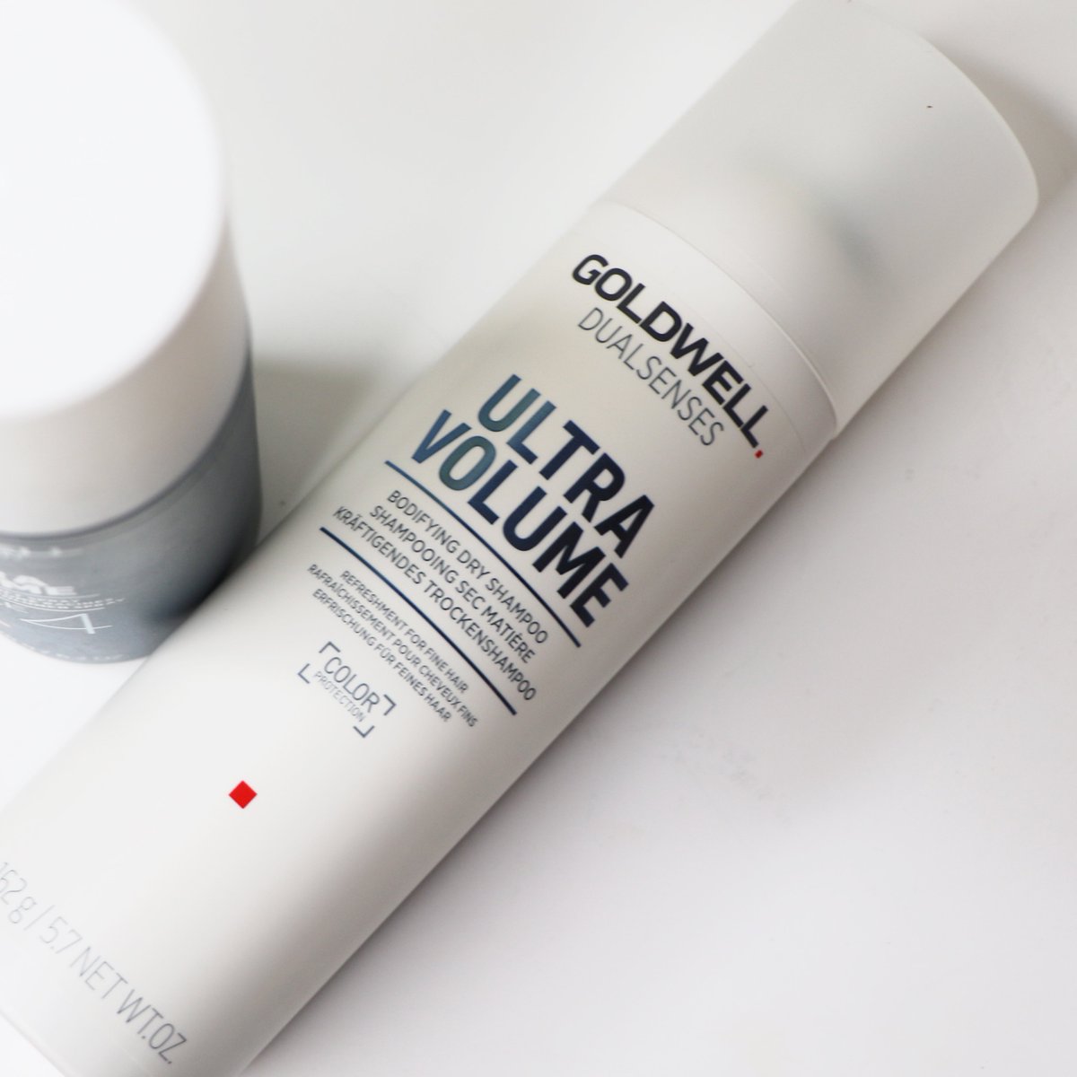Care for your hair without stripping it of any moisture with the volume reviving Ultra Volume Bodifying Dry Shampoo.