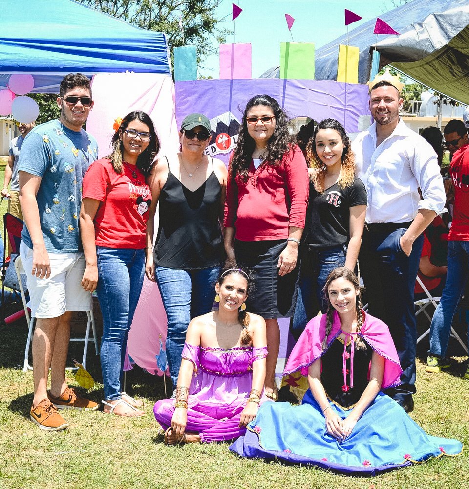 MEDLIFEmovement's tweet photo. A huge shout out to our MEDLIFE Universidad de Puerto Rico Aguadilla for being named #ChapterOfTheWeek! 👏
These amazing MEDLIFErs are always spreading the #MEDLIFEmission and built a castle for the Race 4 Kids: Inside the Magic event.
#MEDLIFEmovement https://t.co/RrAVlJxw12