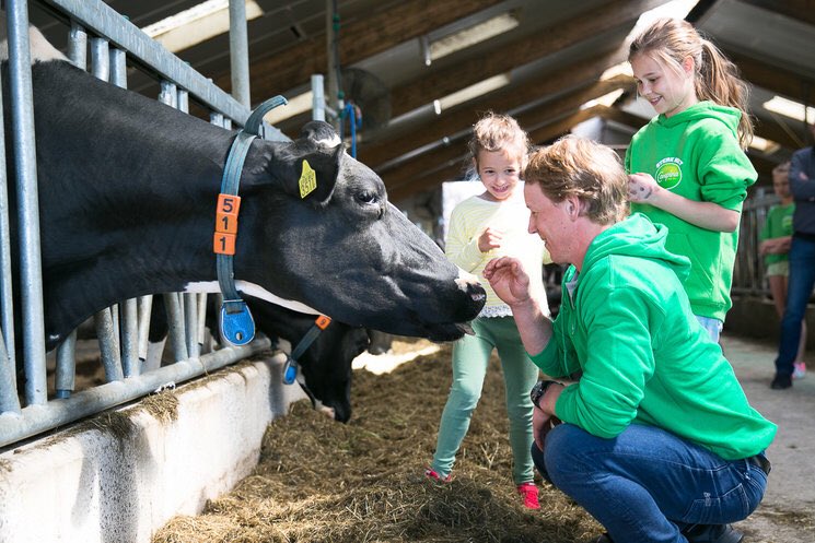 epkez's tweet photo. Topdag vandaag @Campinaopenboerderijdagen! Gemist? Herkansing op 21 mei, kijk op https://t.co/I2B3P4KUPy https://t.co/ZCqGjC3Fxc
