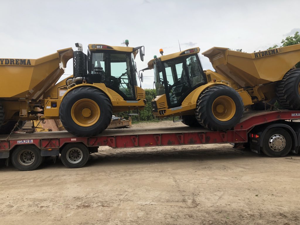 AJK_Planthire's tweet photo. NEW TOYS!!!! 2x @HydremaUK 912HM’s #lgp #dontgetboggeddown #floatationtyres #800mmtyres #boxfresh #siblings https://t.co/fxYXdNHPu0