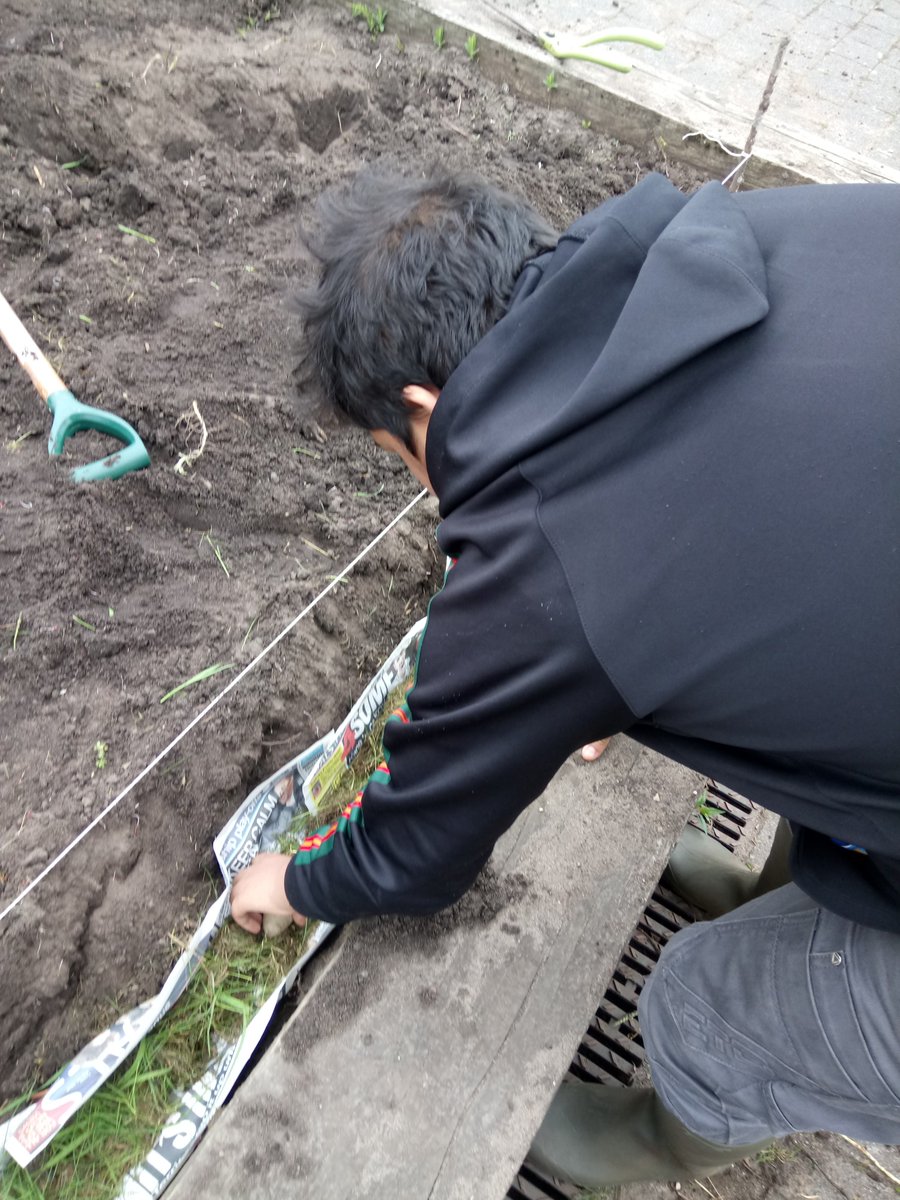 GrangeCollegeC1's tweet photo. We've been planting potato's as part of our @ASDANeducation life skills challenge. Many thanks for the donation and the letter senior #learningfromapro #sharingknowledge #writinginstructions https://t.co/6enjXJiHqm