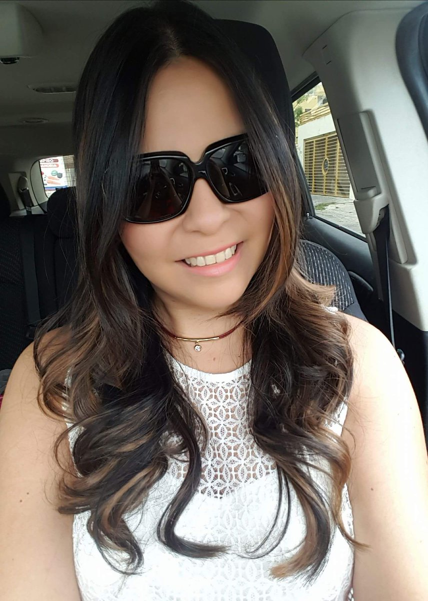 AlejandraMid's tweet photo. Mi regalo del día de la madre con la mejors 😍 #Balayage #CambioDeImagen #EfectosDeColor #GeovannaContreras https://t.co/FpWP8wMOtF