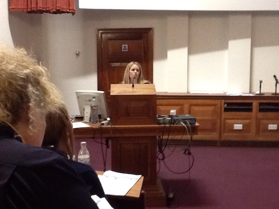 mcrcatalys's tweet photo. Carrianne Hunt from @CLAHRC_GM talks about CLAHRC NMAHP capacity building opportunities, from internships to postdoctoral fellowships, and the contribution to healthcare they make. Great opportunities out there for NMAHPs @JanetteDunkerl1 #SSREMFT https://t.co/r6fRBrsgJs