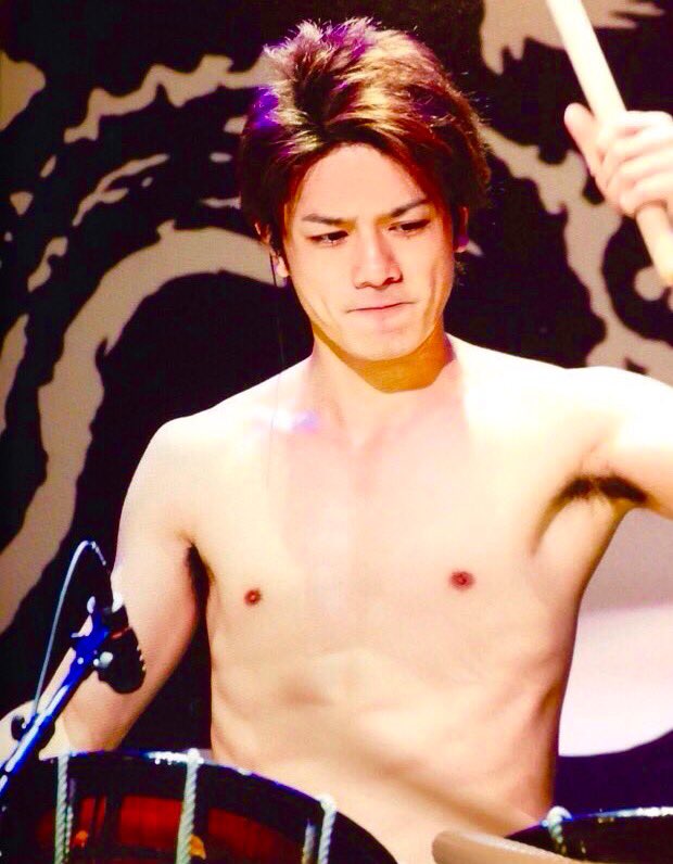 りさこ 好きな滝沢は秀明 در توییتر ていうか 改めて確信した 滝様の腹筋は世界一無駄がなくて美しくて綺麗でもう顔だけじゃなく腹筋も世界遺産 あの腹筋はマジで個人的にドストライクすぎる この細マッチョ好きすぎて ため息でるわ