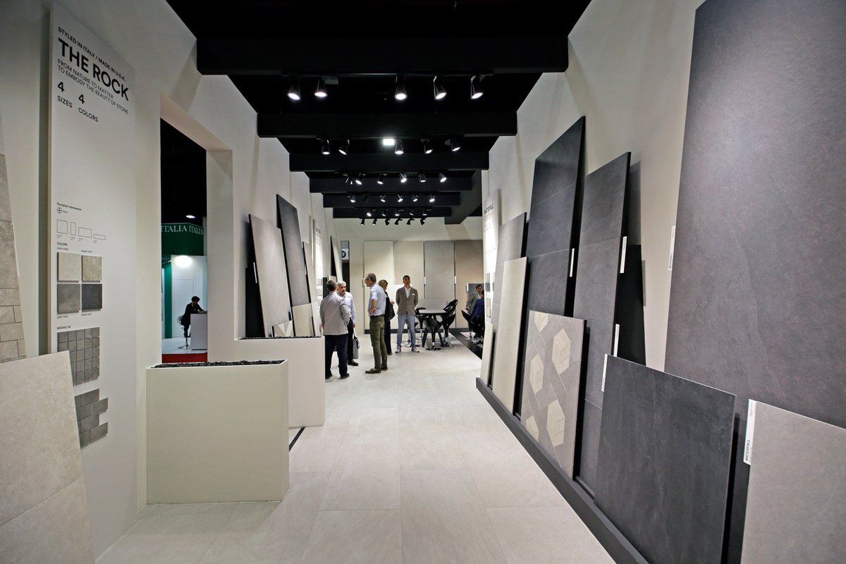 panariagroup's tweet photo. #Qualità ed #eccellenza negli stand di @CeramicaPanaria, @lea_cer e #Blustyle, tra i nostri #brand presenti a #Coverings2018. @Coverings. https://t.co/vFDDR2xa1U