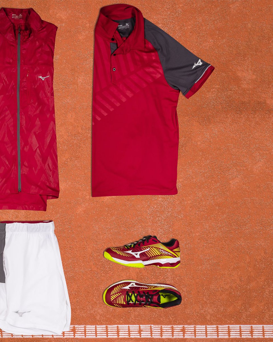 Check hieronder de herenkleding van onze spelers voor Roland Garros deze maand! #PowertoPerform 🎾