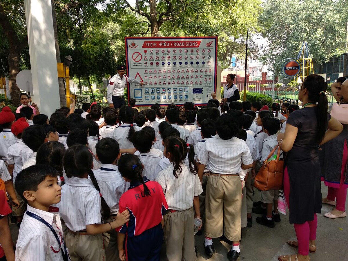 DCP TRAFFIC WESTERN RANGE,DELHI (@dcptwr) on Twitter photo 