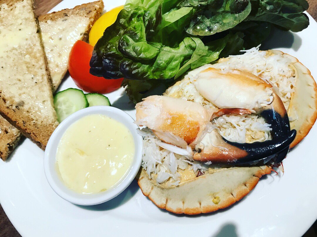 WarhamThree's tweet photo. Cromer crab salad has arrived at the Warham Three Horseshoes this week😋 #localfood#light&amp;tasty#northnorfolkcoast#summerfood @WarhamThree https://t.co/U2ZjZFFuIo