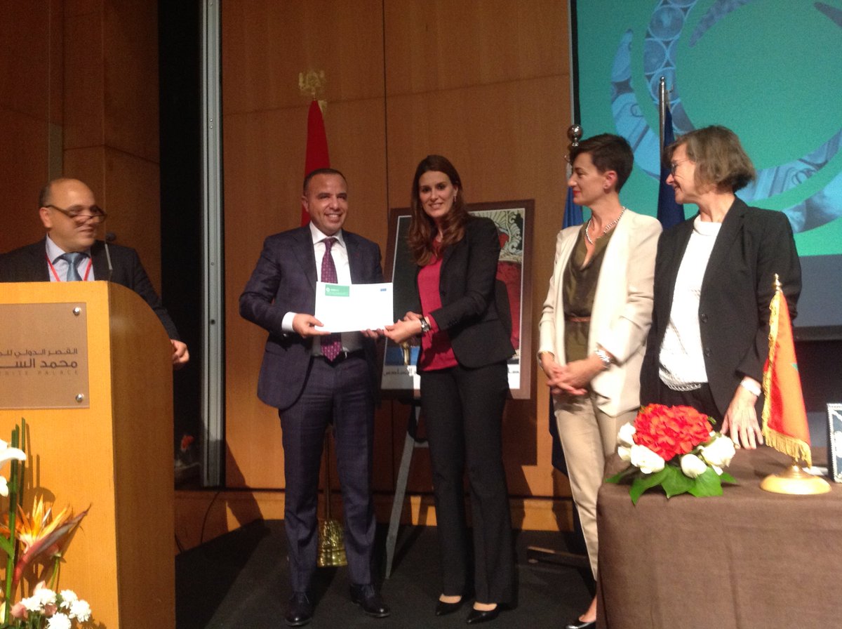 UNIDOMorocco's tweet photo. Cérémonie de remise des certificats aux entreprises
participantes au projet #MedTest @SwitchMed  @UE_au_Maroc @AmbUEauMaroc Ms Irene Mingasson @EU_Commission @HananHanzaz @UNIDOMorocco Ms Carolina Gonzalez-Mueller @UNIDO https://t.co/xu8U3tYpJf