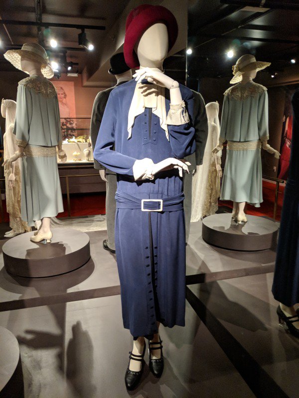 MrKaiMorgan's tweet photo. Had a great time at the @DowntonAbbey Exhibition in NYC yesterday! Totally worth it for the costume history close ups and amazing Video pieces including a 20x30' room with three video walls #DowntonBenjaminSweeps https://t.co/YYrHipmVie