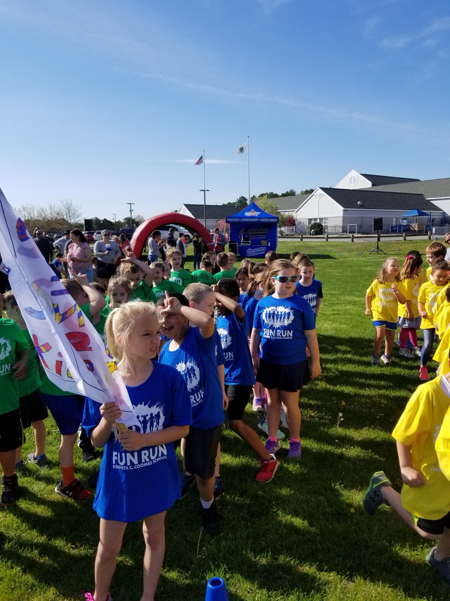 MrsSouzaKCC's tweet photo. We all had a blast at the KCC Fun Run today! #mashpee https://t.co/Va3VmjV3kn