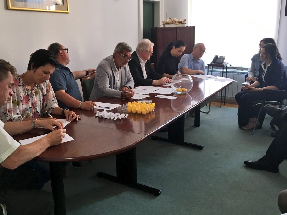 MDamis7's tweet image. Glas za razvoj, gospodarski preboj in boj proti družbeni neenakosti bo 3. junija pod številko 5. v VIII volilni enoti :) @strankaSD #SamozavestnaSlovenija @DejanLevanic @gajsek_n @KarmenKolaric @ZidanDejan