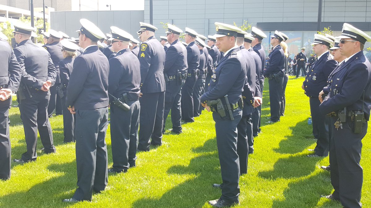 Cincinnati Police Department On Twitter 2018 Hamilton County Law Enforcement Memorial Events Beginning At The Firefighters Memorial