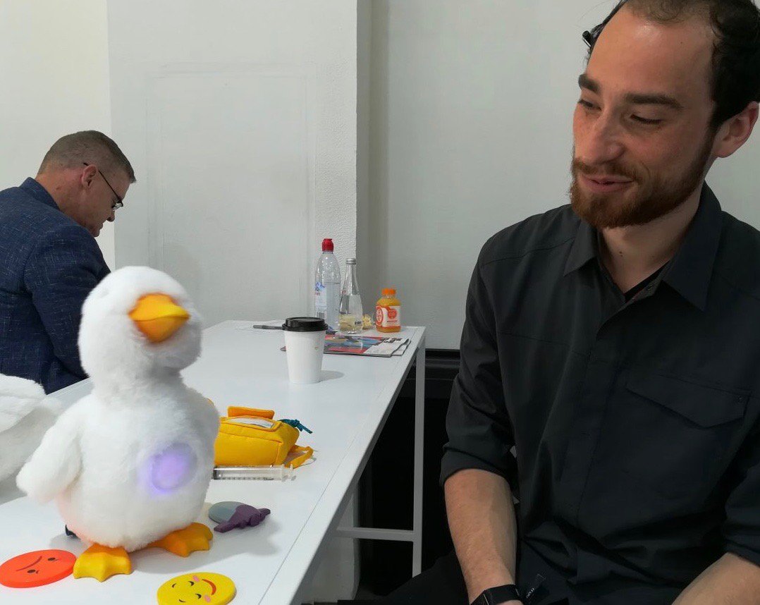 SusanCarr's tweet photo. Thought of you, @jhazan #robotduck
https://t.co/G3zSEAefeg https://t.co/MjDwFr1e0L