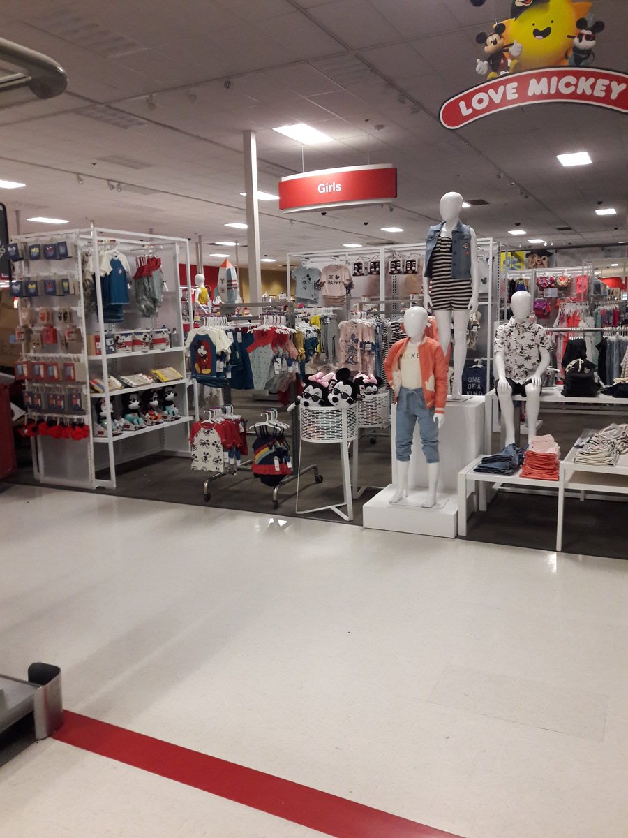 alliemoore0507's tweet photo. Mickey Mouse at 1097! The 4 am was well worth it 😉 @TGTSadieRidge @TGTGarrett  @kirby_karleen @tracyacurry1 https://t.co/sLl6gyQ6Ad