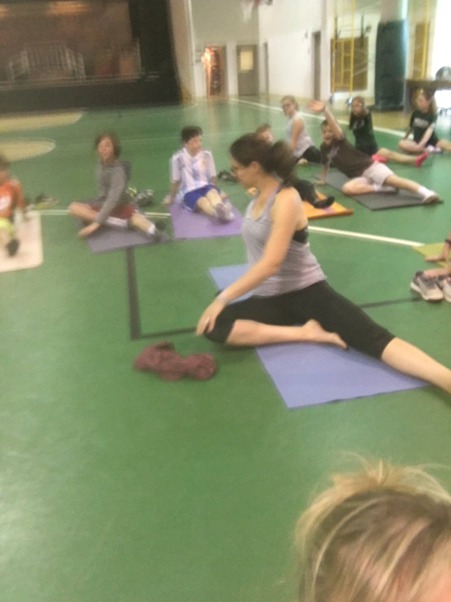 woods_athletics's tweet photo. Thanks to Keith from https://t.co/962kkro7iD for leading a great parent/faculty yoga session and allowing the 6th graders join us at the end #FitnessFriday #6thGradePE #physed #healthed #MoveInMay https://t.co/y9c27Hbnv3