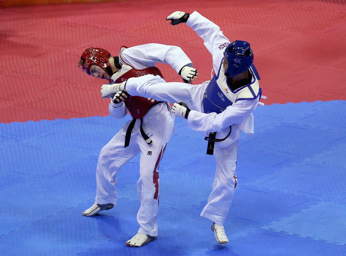 <a href="/jadejonestkd/">Jade Jones</a> It's a European gold rush for GB! 🇬🇧

<a href="/ChrisMcNeish/">Christian McNeish</a> is the second champion in a matter of minutes with -68kg over home favourite Tcakoev! 🥇🥇

#Euros18
