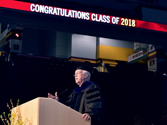 UMNFSoS's tweet photo. Here's the address #UMNFSoS Professor Bill Doherty delivered at the #CEHD2018 Grad Commencement ceremony yesterday. Enjoy! https://t.co/U5XOBwr4aX #UMNProud https://t.co/UanEZCmcvu
